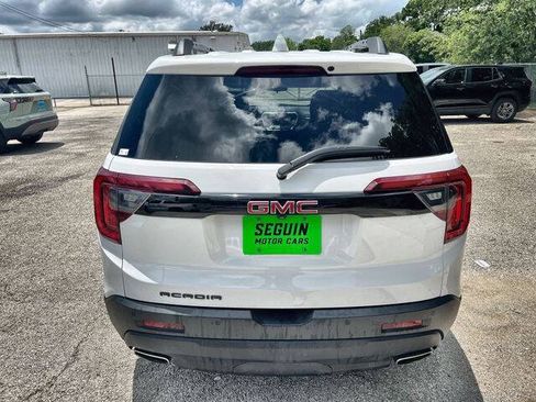 Used 2023 GMC Acadia SLE w/ Elevation Edition FWD image 31