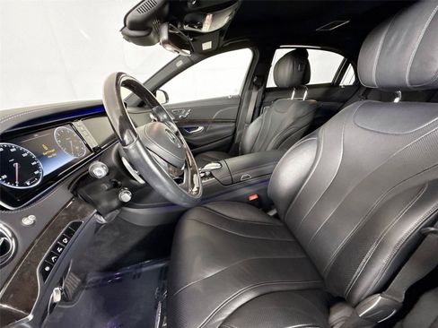 Used 2015 Mercedes-Benz S 550 Sedan image 3