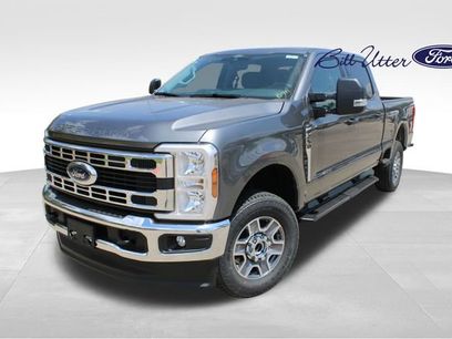 New 2025 Ford F250 XLT w/ FX4 Off-Road Package