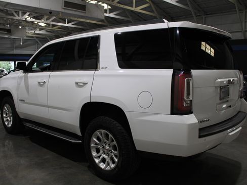 Used 2019 GMC Yukon SLT image 10