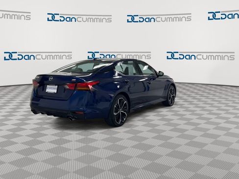 Used 2024 Nissan Altima 2.5 SR image 8