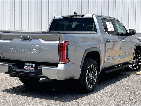 Used 2024 Toyota Tundra Limited AWD/4WD image 17