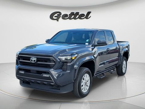 Certified 2024 Toyota Tacoma SR5 image 1