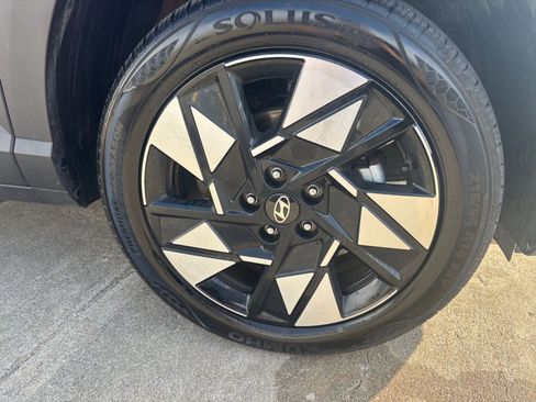 Used 2025 Hyundai Kona SEL image 30