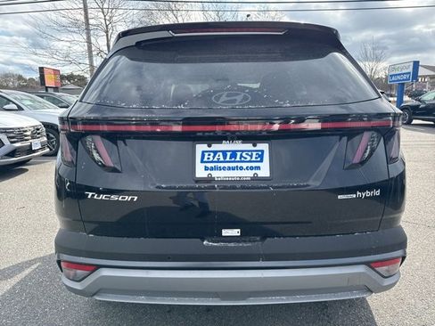 New 2025 Hyundai Tucson Limited image 7
