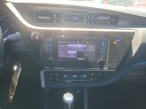 Used 2019 Toyota Corolla SE FWD image 25