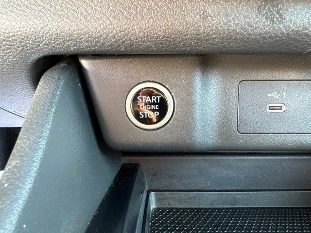 Used 2023 Nissan Rogue SV AWD/4WD image 15