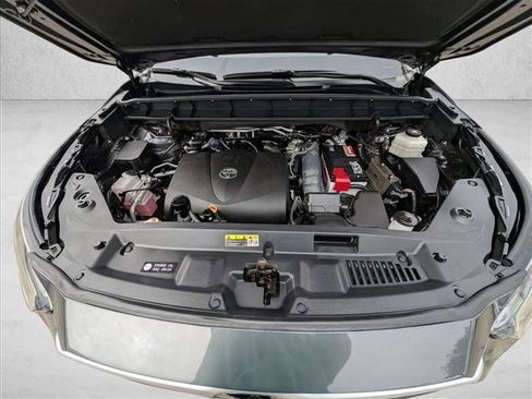 Certified 2021 Toyota Highlander XLE image 19