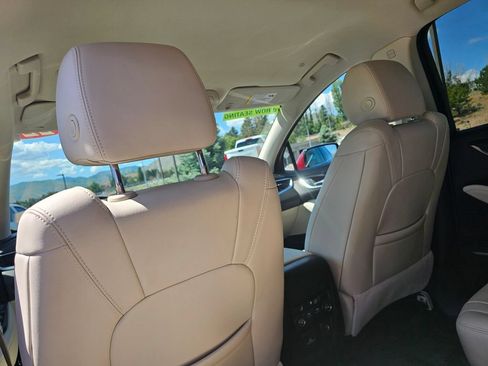 Certified 2022 Buick Enclave Essence w/ Sport Touring Edition AWD/4WD image 26