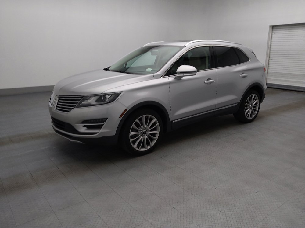 Used 2017 Lincoln MKC Reserve FWD image 2