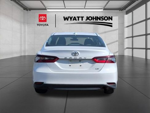 Used 2024 Toyota Camry LE FWD image 4