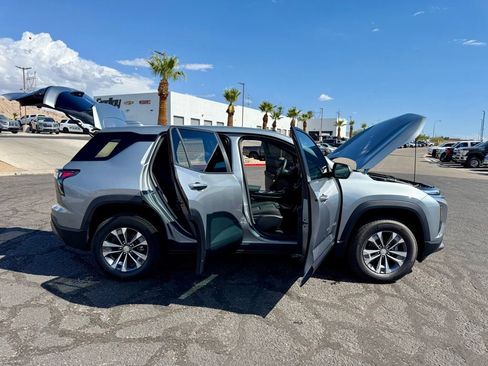 New 2026 Chevrolet Equinox LT image 46