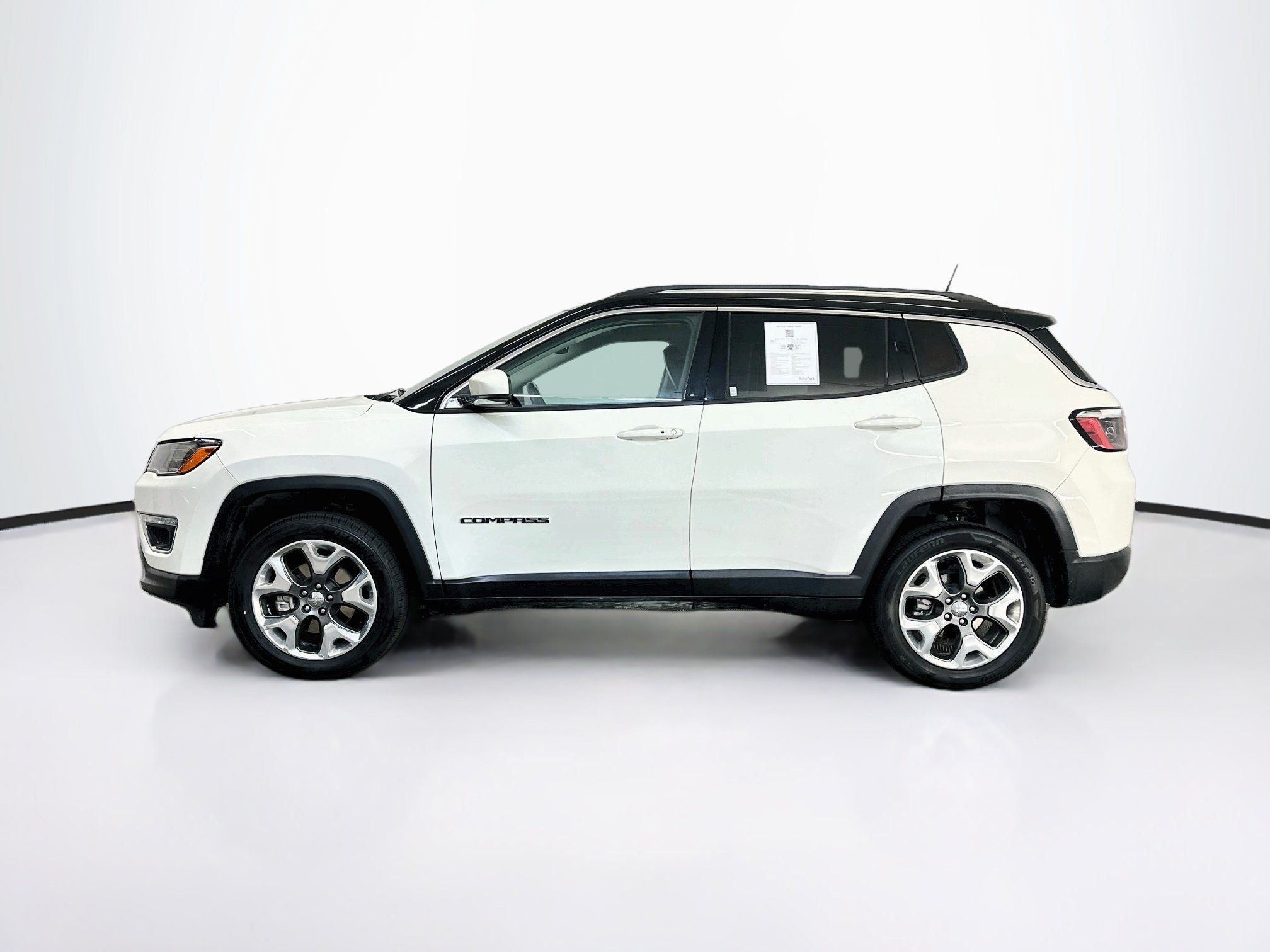 Used 2021 Jeep Compass Limited AWD/4WD image 4