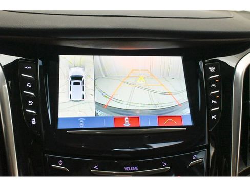 Used 2020 Cadillac Escalade Luxury image 53