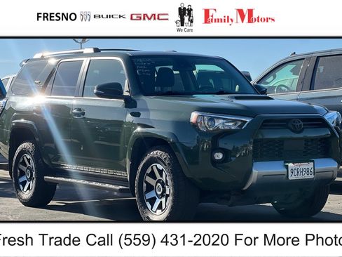 Used 2022 Toyota 4Runner TRD Off-Road Premium AWD/4WD image 3