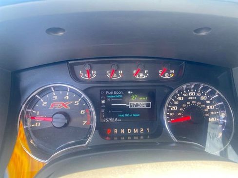 Used 2014 Ford F150 FX4 w/ Equipment Group 402A Luxury AWD/4WD image 13
