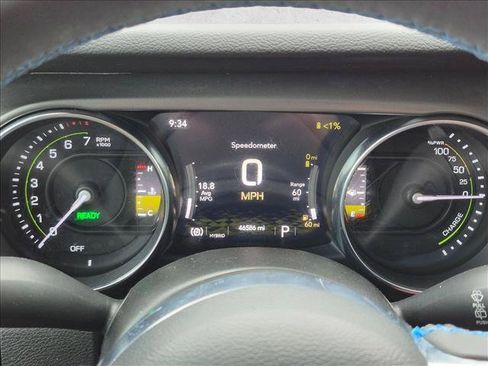 Used 2023 Jeep Wrangler Unlimited Rubicon 4xe AWD/4WD image 10