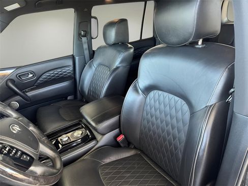 Used 2021 INFINITI QX80 Sensory w/ All-Season Package image 17