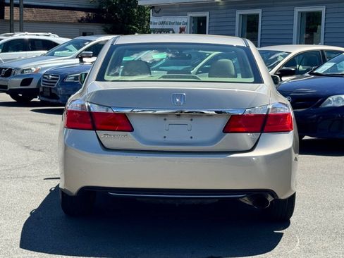 Used 2014 Honda Accord EX image 6