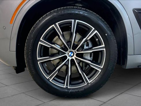 New 2026 BMW X5 xDrive40i w/ M Sport Package image 11