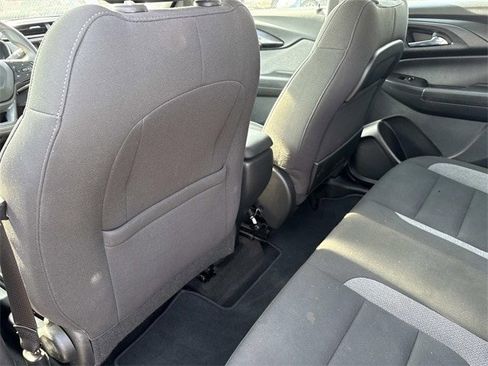 Used 2021 Chevrolet TrailBlazer LS image 16