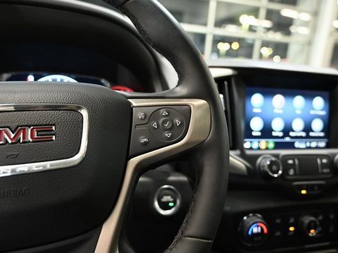 Used 2024 GMC Terrain Denali w/ Denali Premium Package image 24