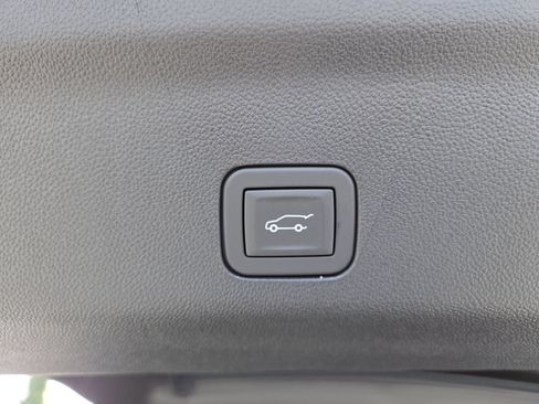 New 2026 GMC Yukon AT4 w/ AT4 Premium Plus Package AWD/4WD image 27