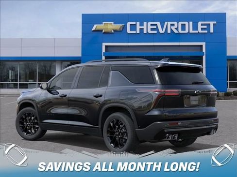 New 2026 Chevrolet Traverse LT w/ Midnight/Sport Edition AWD/4WD image 3