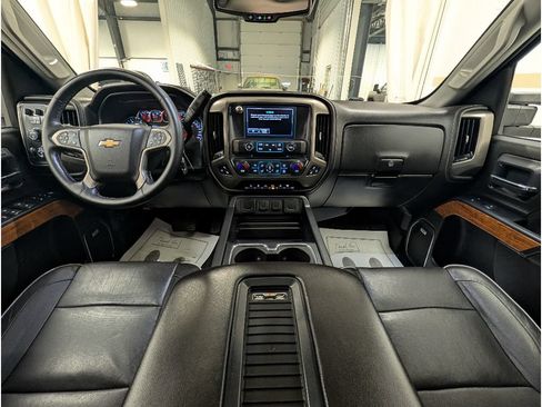 Used 2019 Chevrolet Silverado 2500 High Country w/ Duramax Plus Package AWD/4WD image 11