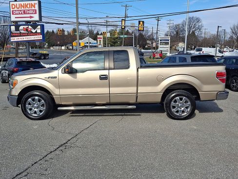 Used 2013 Ford F150 XLT w/ XLT Chrome Pkg image 8