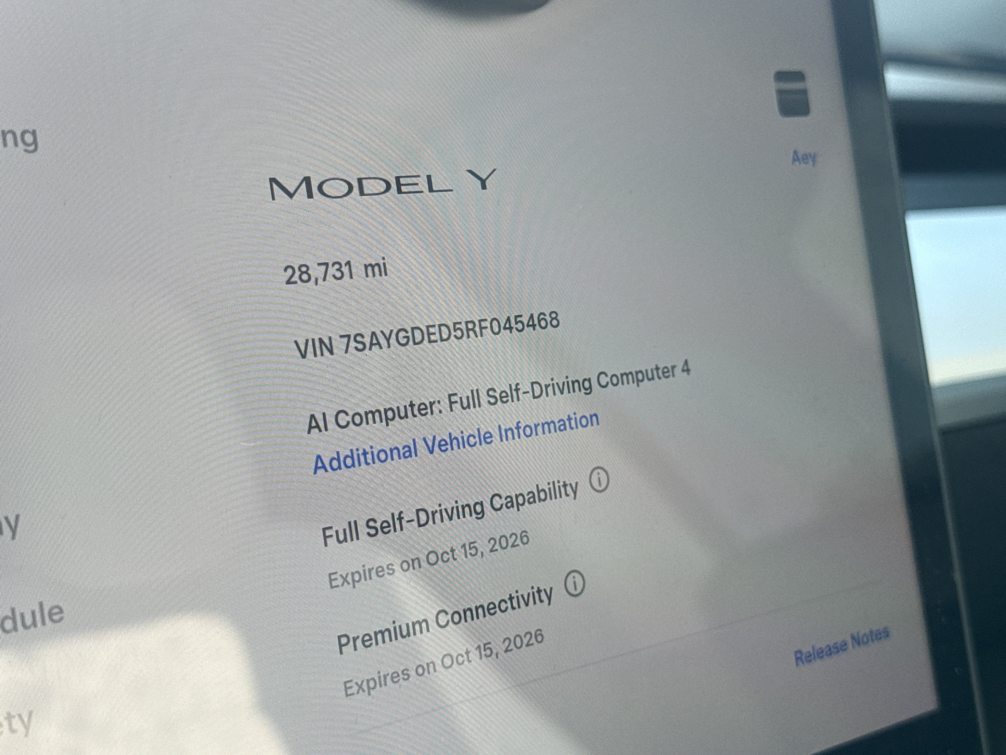 Used 2024 Tesla Model Y Long Range RWD image 5