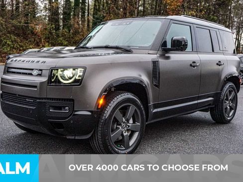 Used 2023 Land Rover Defender 110 X-Dynamic SE image 3