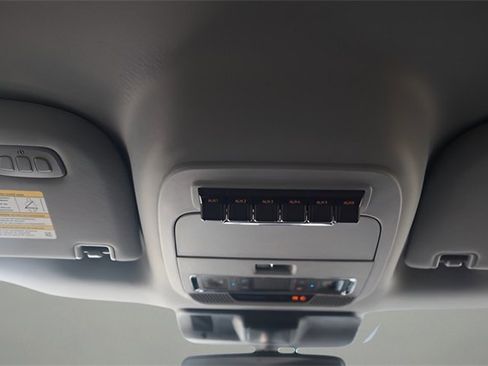 New 2026 Ford F350 Lariat w/ Black Appearance Package image 18