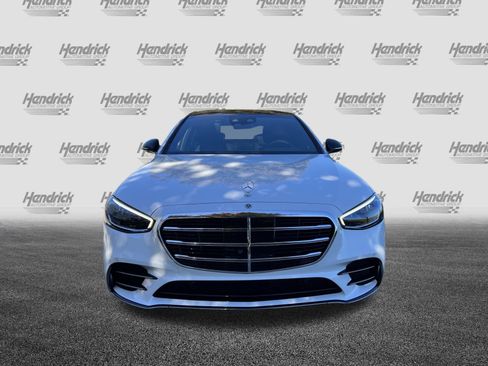 Used 2025 Mercedes-Benz S 580 S 580 image 3