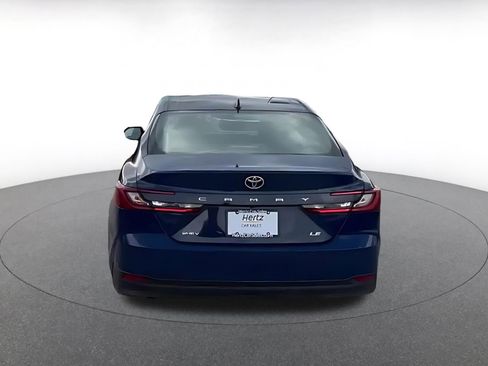 Used 2025 Toyota Camry LE image 12