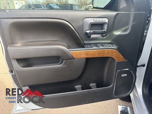 Used 2016 Chevrolet Silverado 1500 LTZ image 12