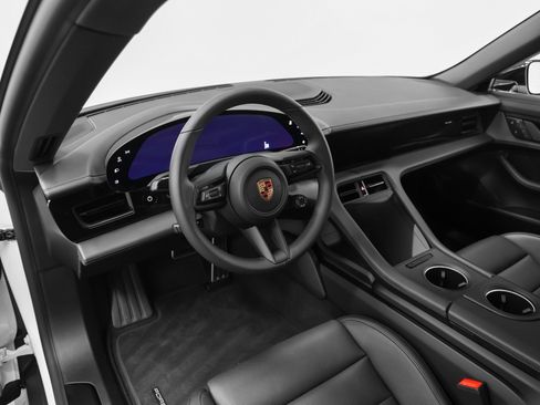 New 2026 Porsche Taycan image 4