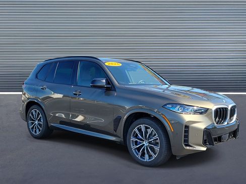 Used 2026 BMW X5 M60i AWD/4WD image 2