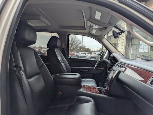 Used 2012 Chevrolet Tahoe LTZ image 24