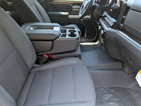 New 2026 GMC Sierra 1500 Elevation image 37