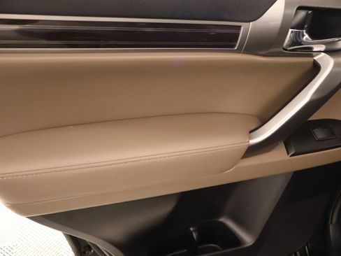 Used 2022 Lexus GX 460 Premium AWD/4WD image 19