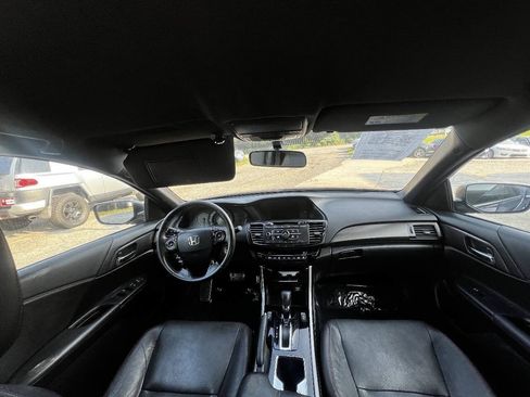 Used 2017 Honda Accord Sport Special Edition image 12