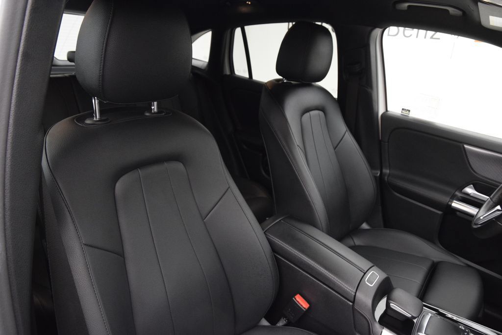 Used 2022 Mercedes-Benz GLA 250 image 17