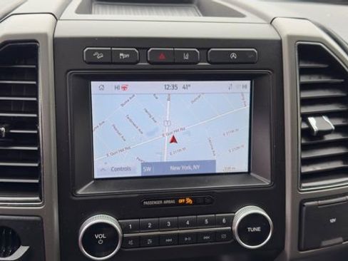 Certified 2020 Ford Expedition XLT w/ Equipment Group 202A image 15