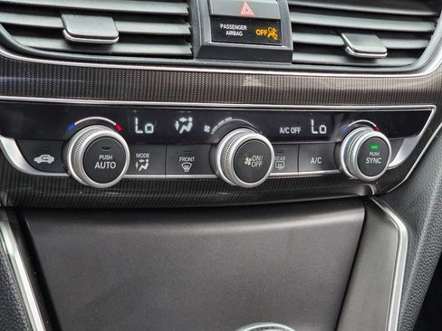 Used 2020 Honda Accord Sport image 25