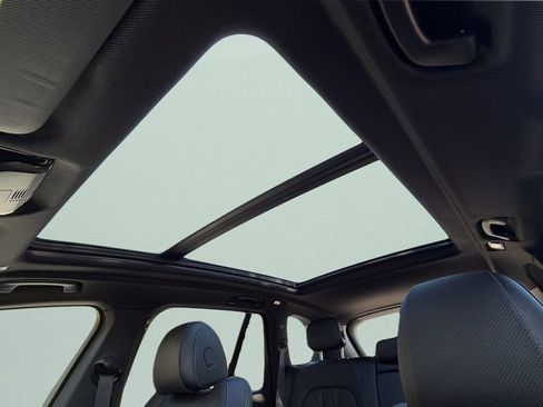 Certified 2023 BMW X5 xDrive45e w/ Parking Assistance Package image 16