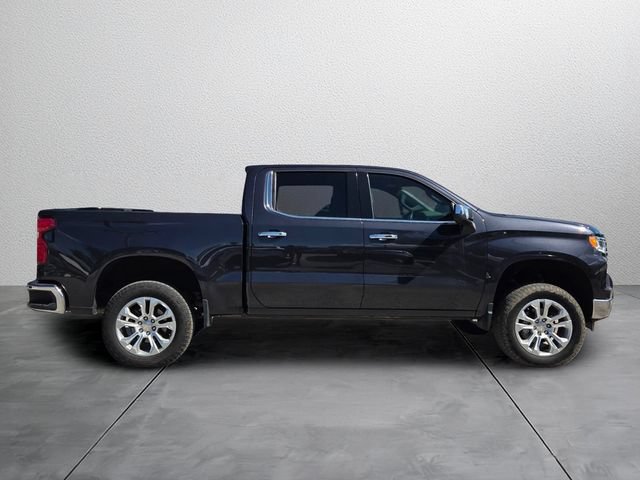Used 2022 Chevrolet Silverado 1500 LTZ w/ LTZ Premium Package AWD/4WD image 5
