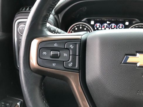 Used 2020 Chevrolet Silverado 1500 High Country w/ Technology Package image 23