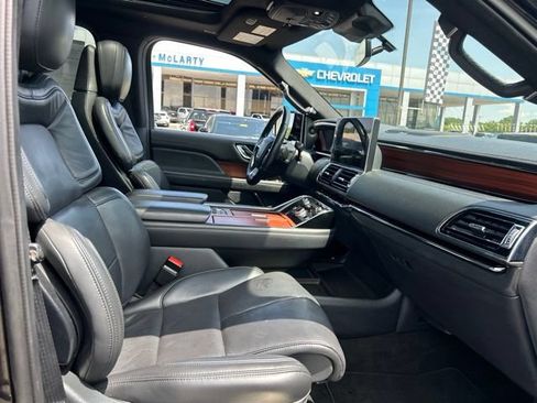 Used 2024 Lincoln Navigator Reserve AWD/4WD image 33