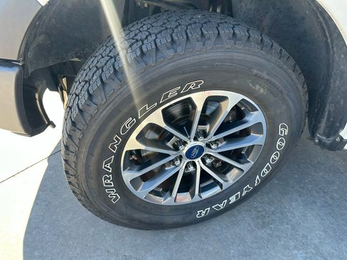 Used 2013 Ford F150 XL image 42